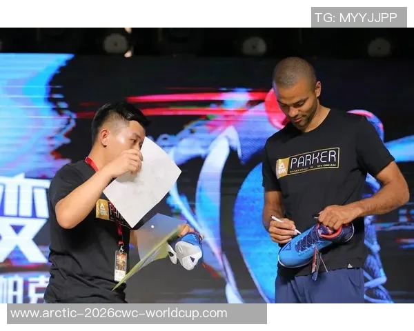 自由足球托尼的传奇旅程与梦想追逐之路